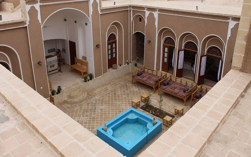 اقامتگاه بومگردی ماه بی بی (یزد)